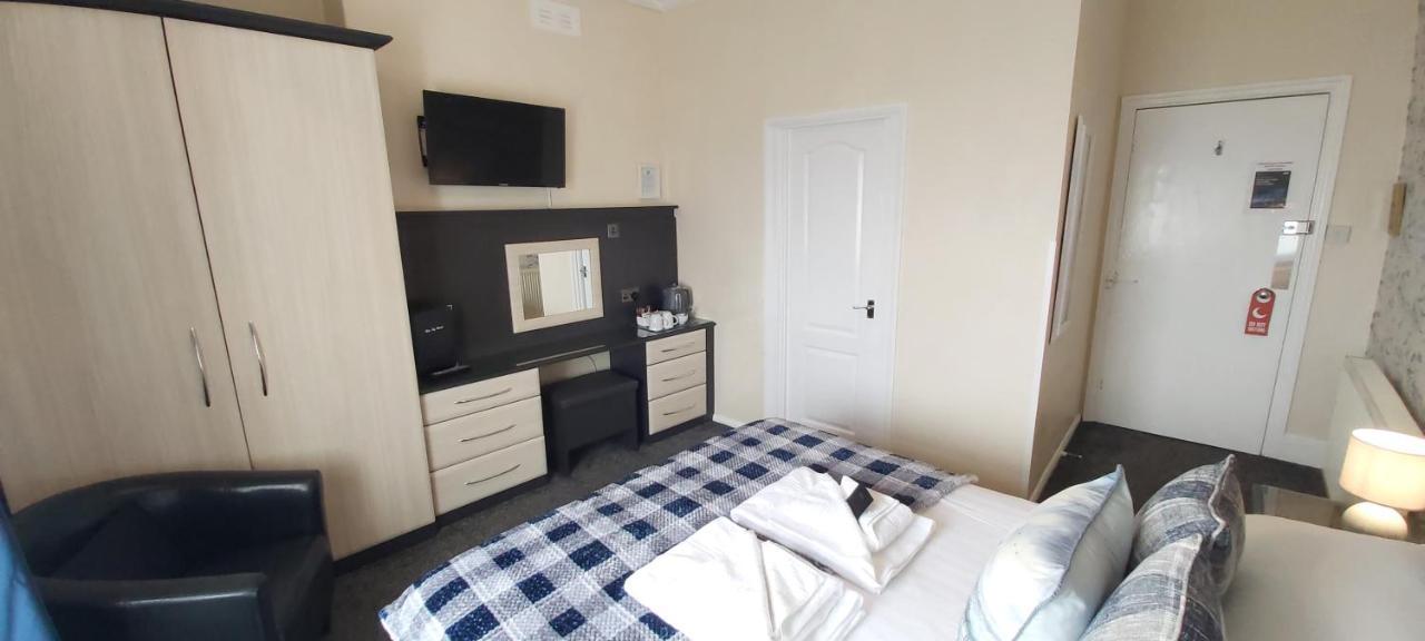 Hen Dy Bed & Breakfast Llandudno Dış mekan fotoğraf