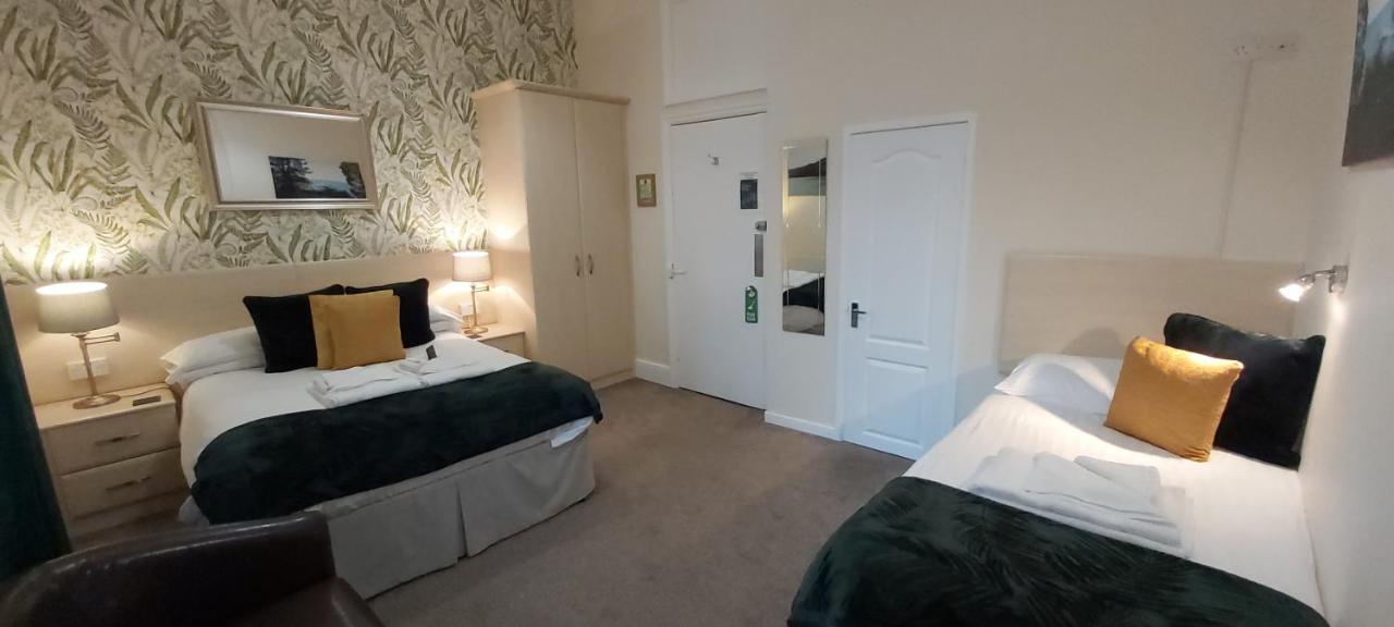 Hen Dy Bed & Breakfast Llandudno Dış mekan fotoğraf