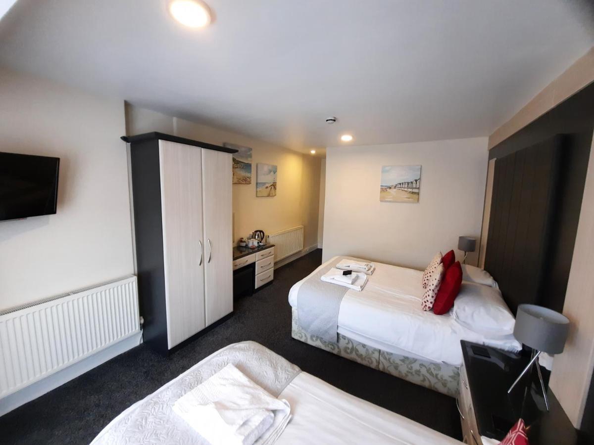 Hen Dy Bed & Breakfast Llandudno Dış mekan fotoğraf