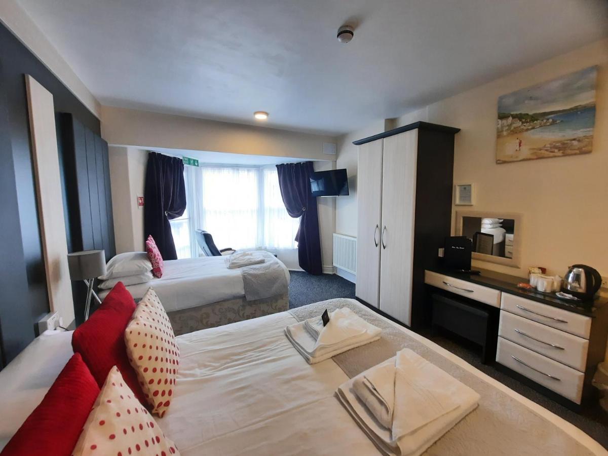 Hen Dy Bed & Breakfast Llandudno Dış mekan fotoğraf