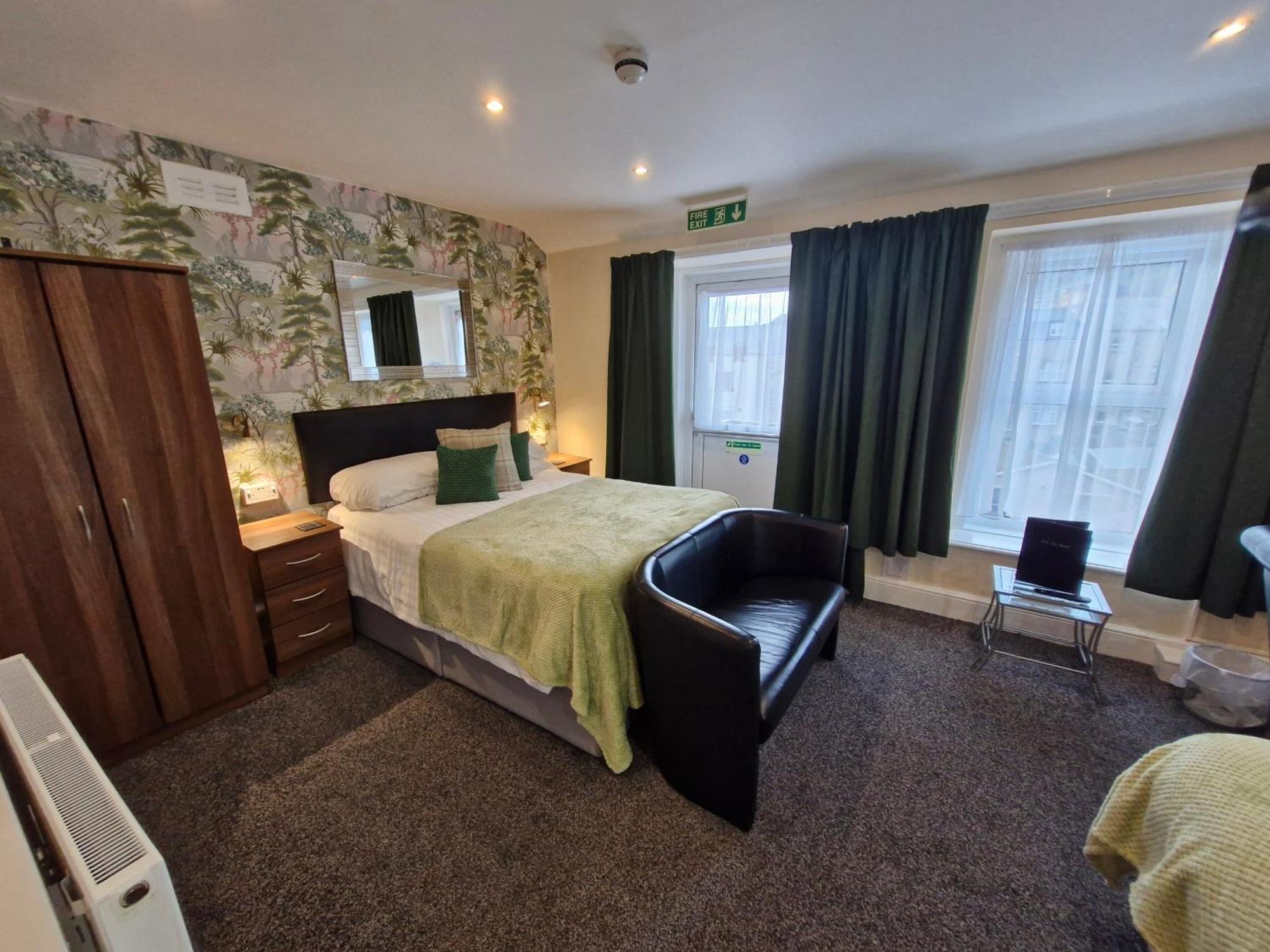 Hen Dy Bed & Breakfast Llandudno Dış mekan fotoğraf