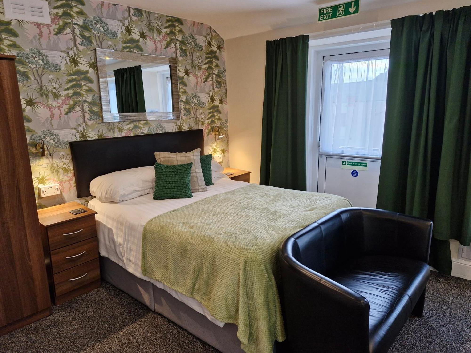 Hen Dy Bed & Breakfast Llandudno Dış mekan fotoğraf
