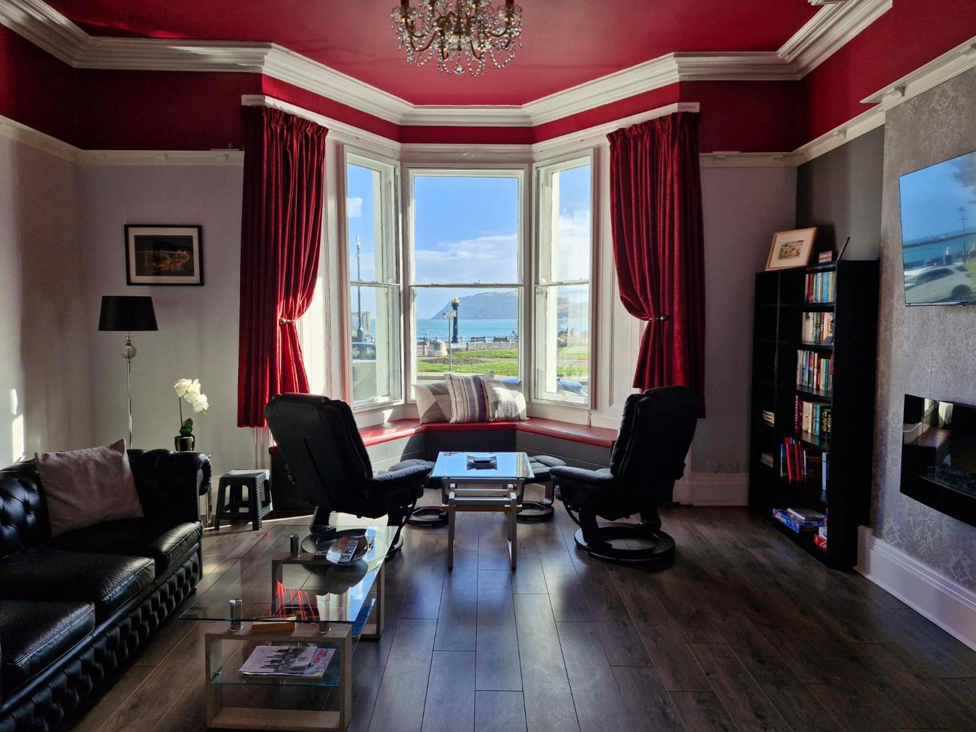 Hen Dy Bed & Breakfast Llandudno Dış mekan fotoğraf