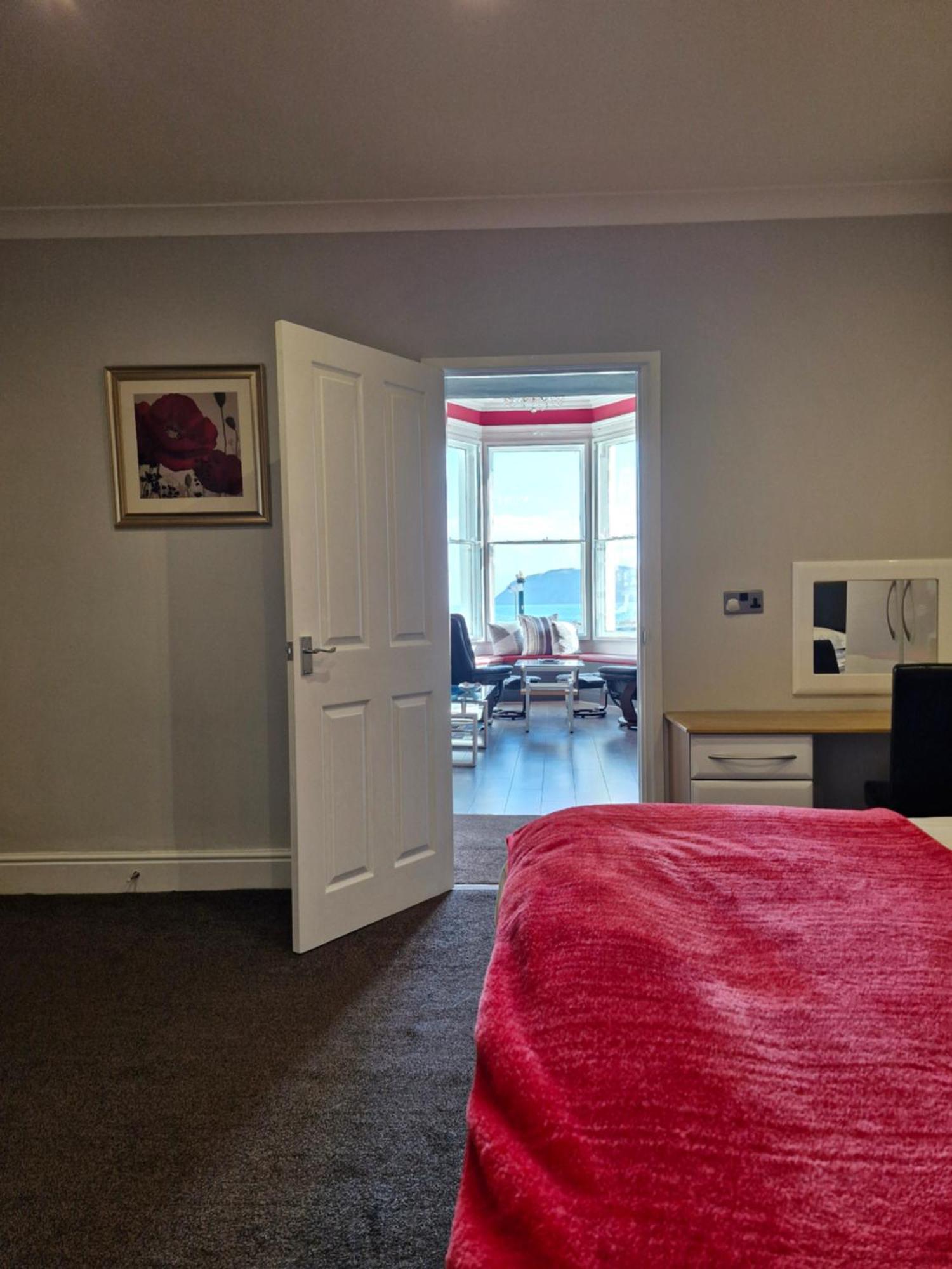 Hen Dy Bed & Breakfast Llandudno Dış mekan fotoğraf