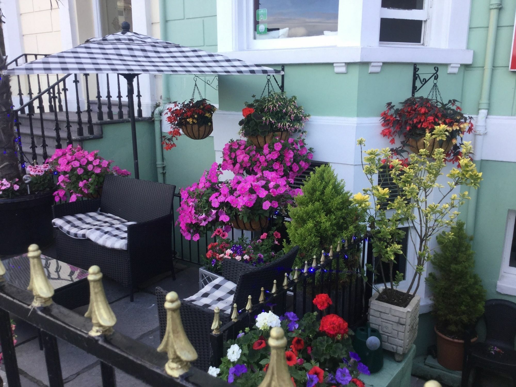 Hen Dy Bed & Breakfast Llandudno Dış mekan fotoğraf
